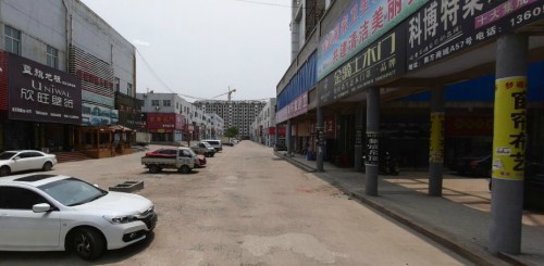 莱芜哪里有卖壁纸,铁锤进货渠道有哪些