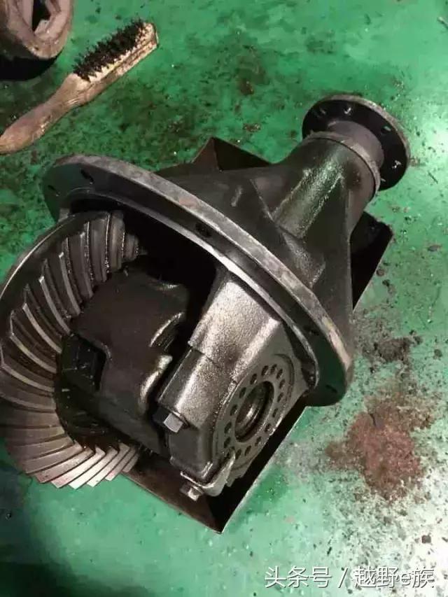 2015猎豹黑金刚四驱,黑金刚机械四驱怎么操作