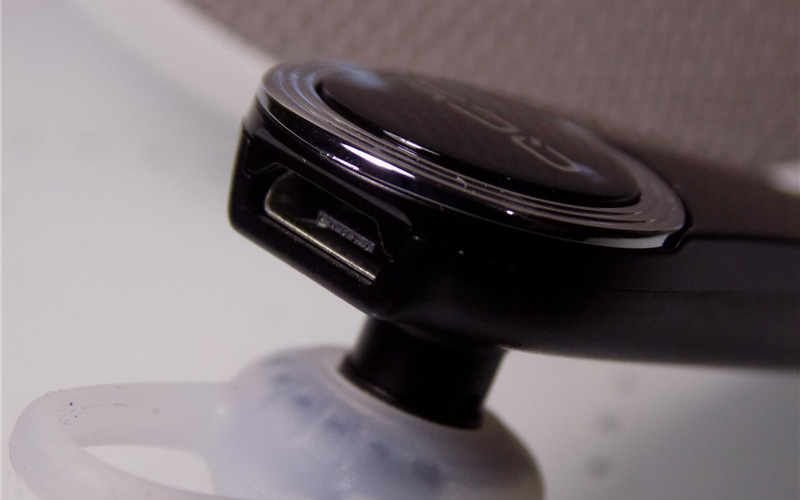 qcyt18蓝牙耳机评测,qcyq8蓝牙耳机说明书