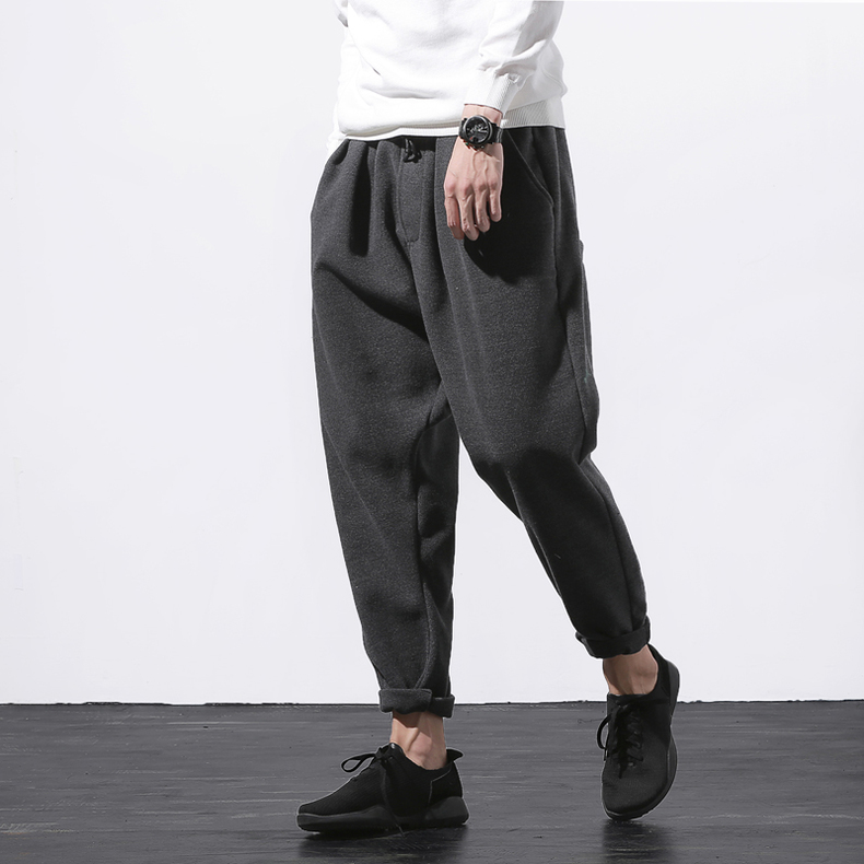 穿哈伦裤自己觉得很别扭,穿哈伦裤好看吗