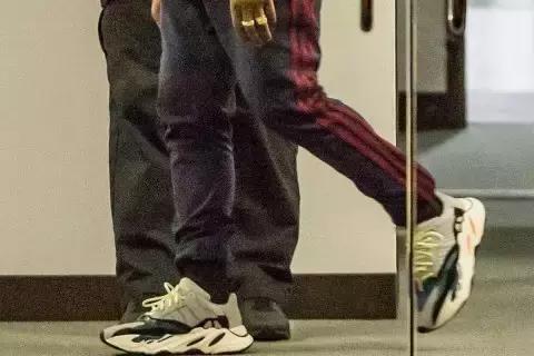 yeezy最后一款鞋,这双鞋又惊艳了谁的岁月