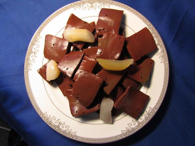 和田玉籽料原石新疆店,新疆和田玉店里