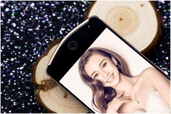 妹子们速来认领恒波豪礼，美图T8双像素自拍手机让你好看