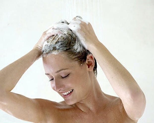 干发质洗头的正确方法,干性发质如何正确洗头