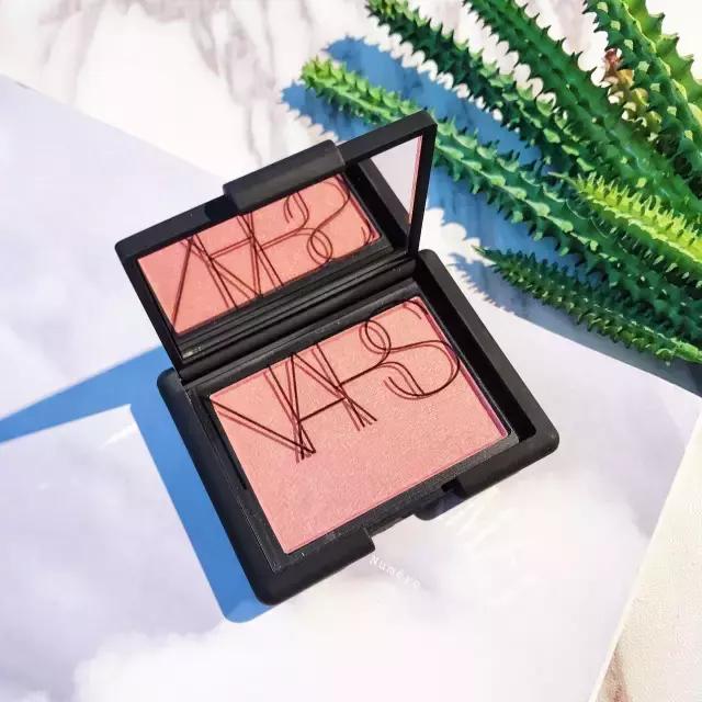 未成年禁止用的化妆品,未成年不要用化妆品避免踩坑