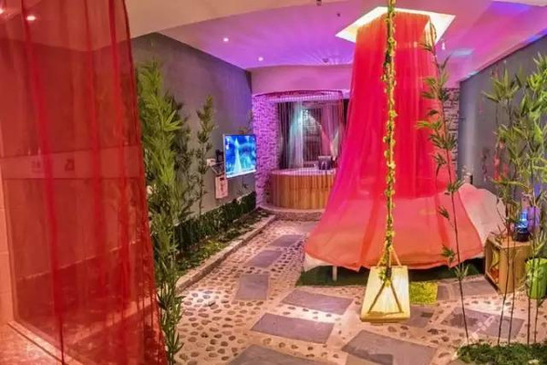 重庆情侣江景酒店推荐高性价比,重庆主城情侣主题酒店团购