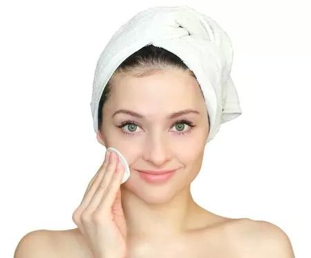 油光满面的正确护肤方法,控油和去油的正确用法