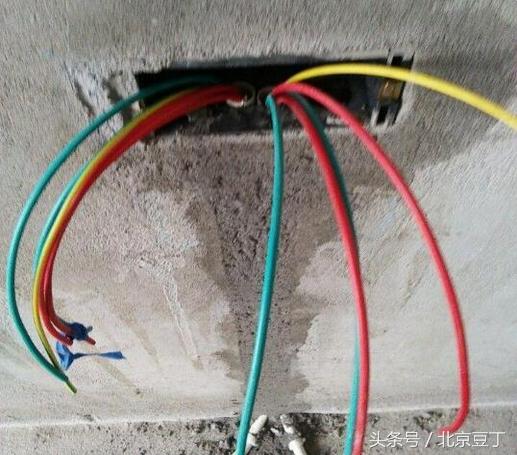 电线穿管为什么影响功率,电线穿管为什么不能先穿线