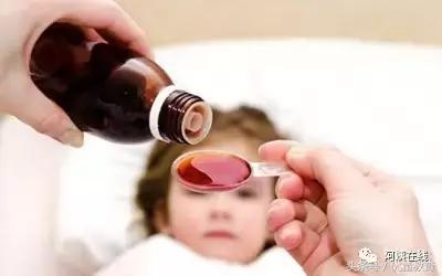 妈妈经常抱宝宝手会有什么疾病,宝妈经常抱孩子会有影响吗