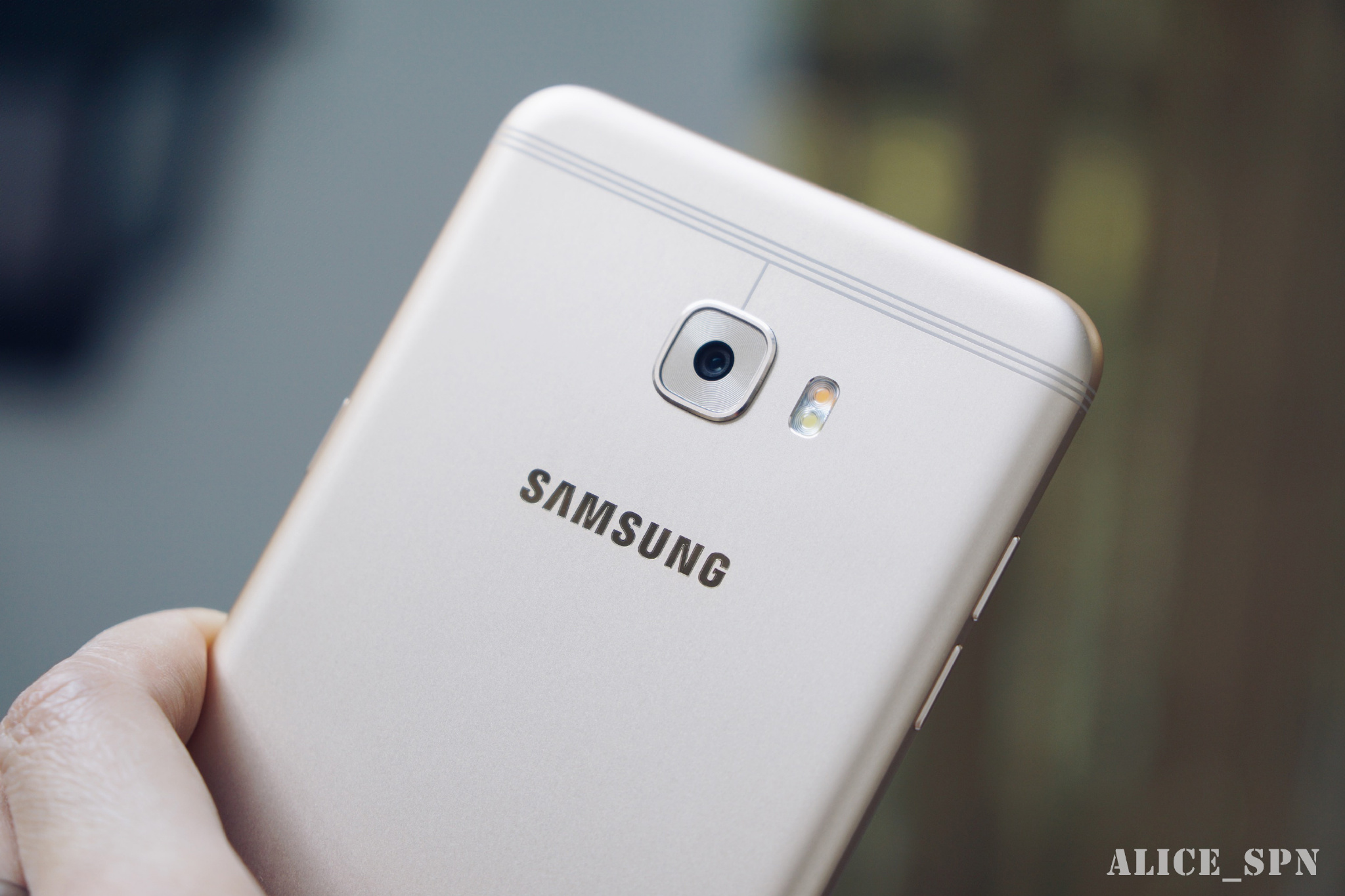 三星C7Pro体验评测：处处都不错凭啥只卖3000元不到