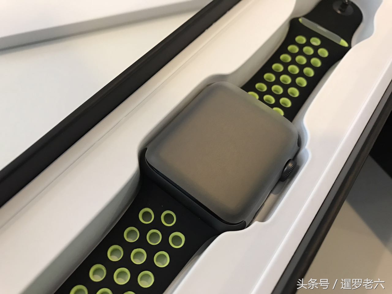 苹果正品手表耐克,去nike买苹果手表