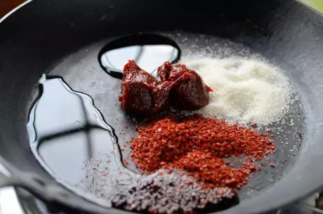 韩国部队锅详细做法,家常韩国部队锅