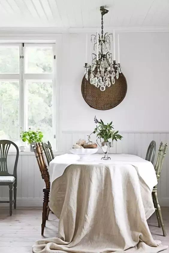 有了它，再丑的桌子也能重新焕发光彩！