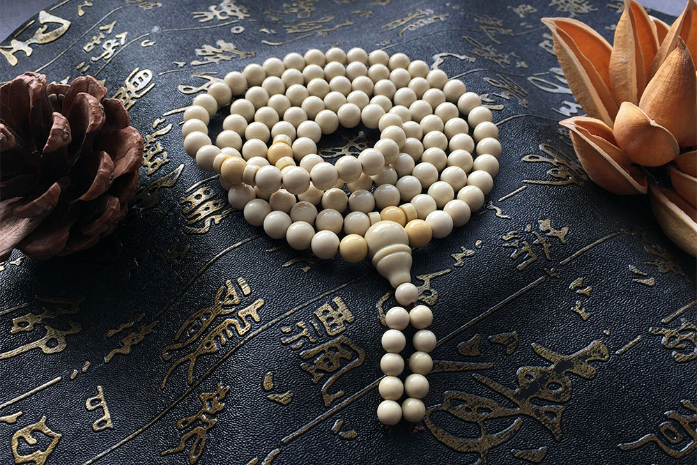 鍦颁腑娴锋境瀹濊泲鐧界煶鏄櫧鑹插悧,鍦颁腑娴锋境瀹濊泲鐧界煶钃濊壊