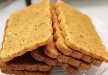 开学了宿舍要用哪些用品,开学了学生宿舍