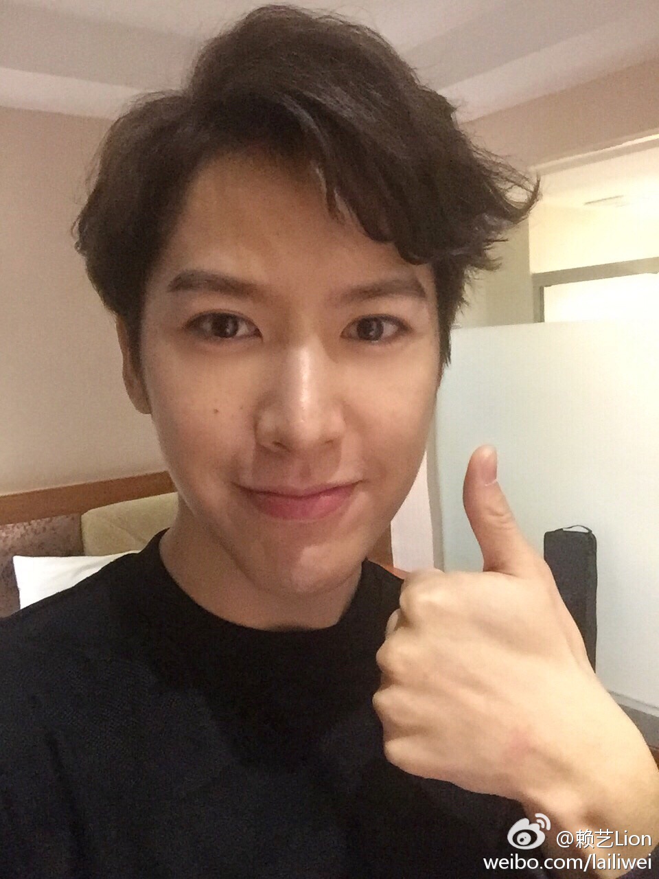 杨幂旗下的男艺人全部都火了,杨幂旗下最年轻四个男艺人