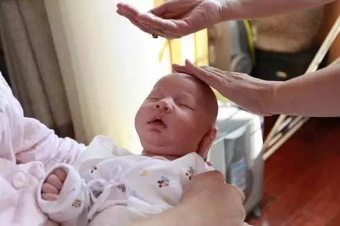 新生儿需要注意的事项和保养,新生儿照顾重点