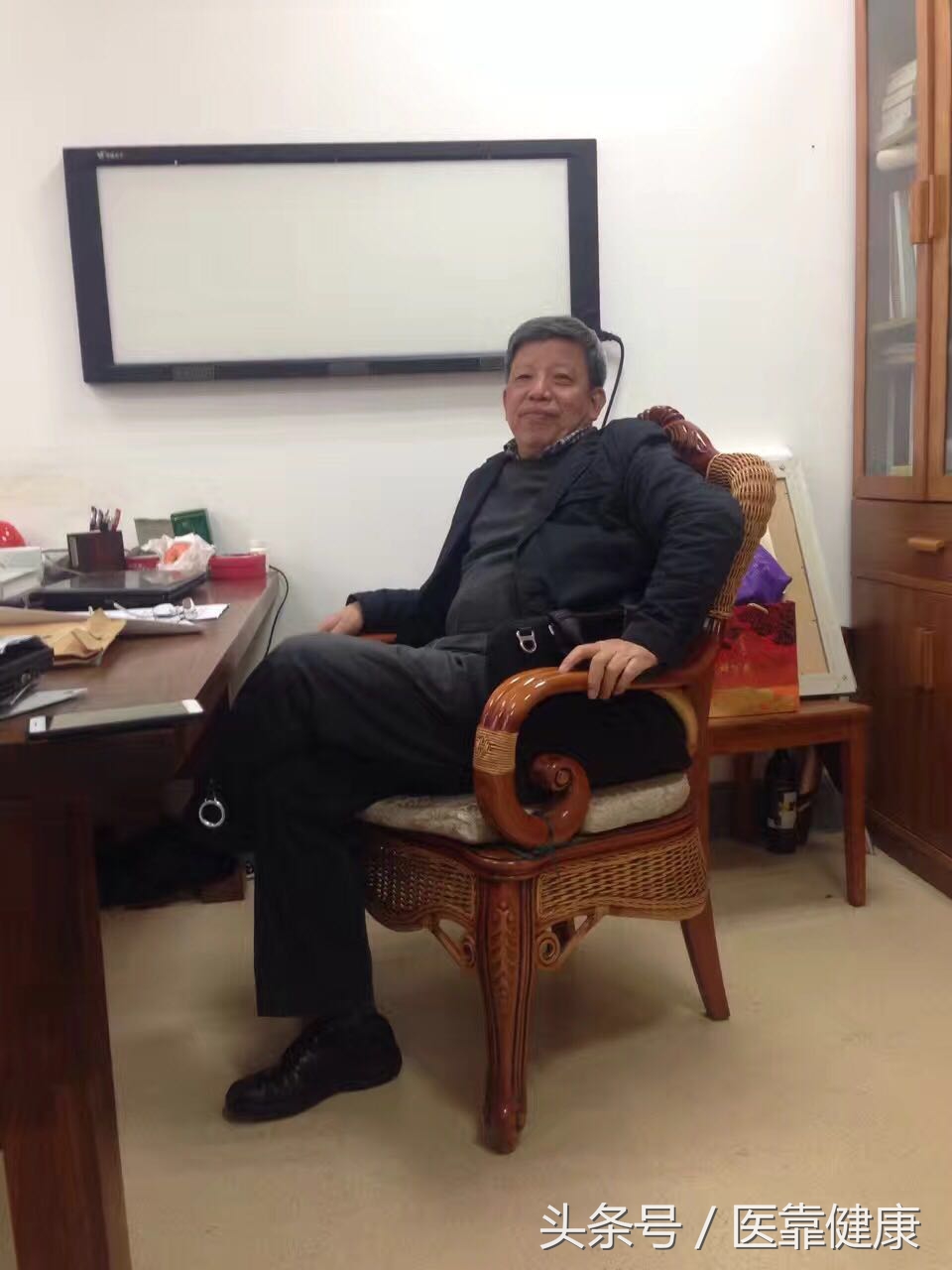 鎴戠溂涓殑鍖诲,鎴戠溂涓殑绉戝瀹惰闅嗗钩