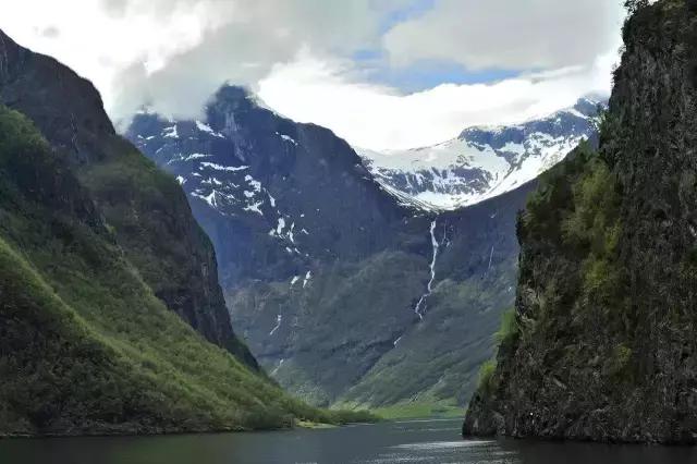 挪威最著名的美景挪威峡湾图片,挪威峡湾中最美的一处