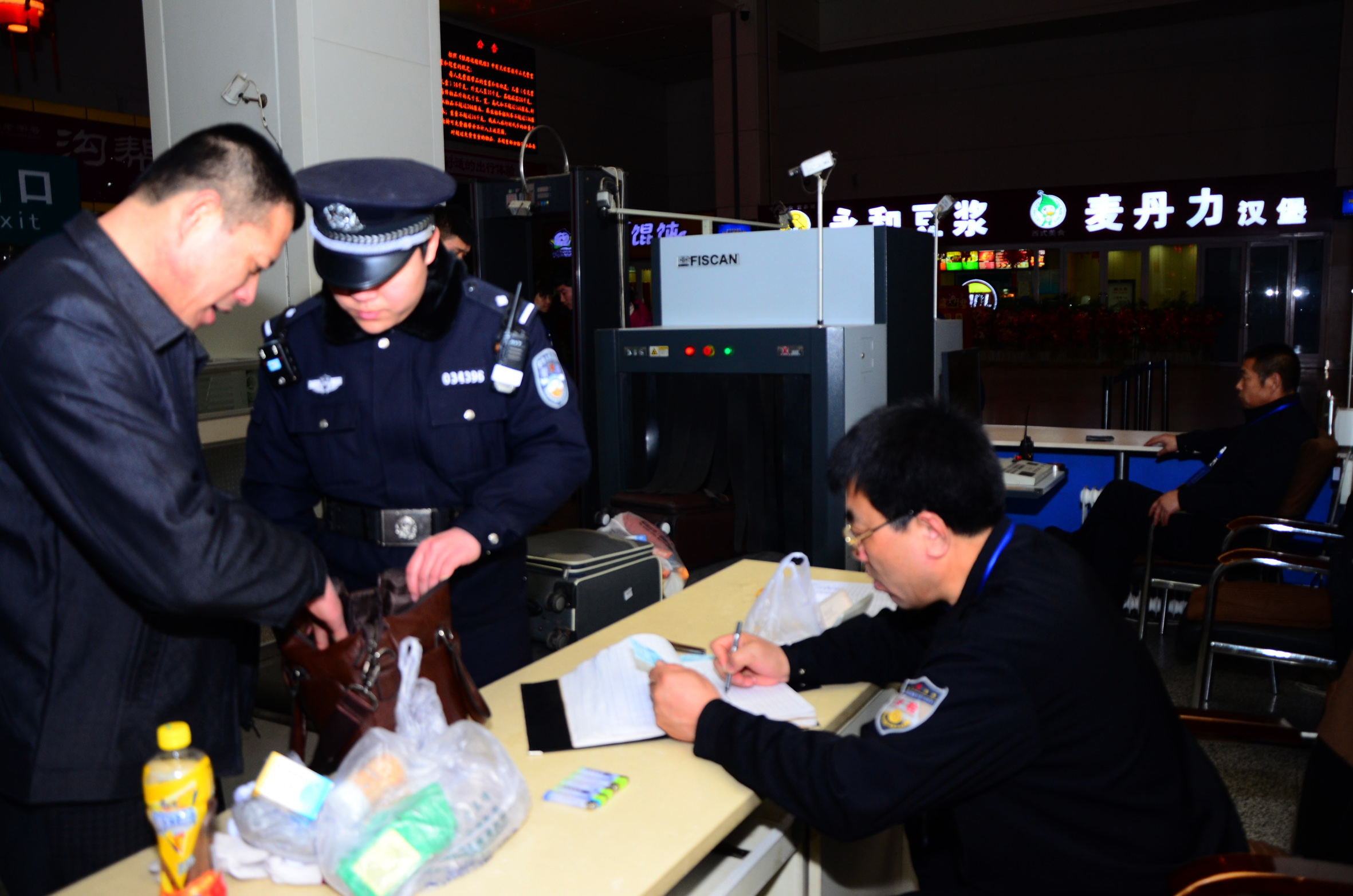 火车站候车大厅过安检,进入候车厅就要安检吗