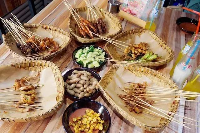 想和你一起吃遍各种美食,和你一起吃遍各地的美食