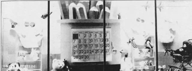 “格调如此独特，真不容易”！—曾被全国瞩目的秋林公司橱窗广告