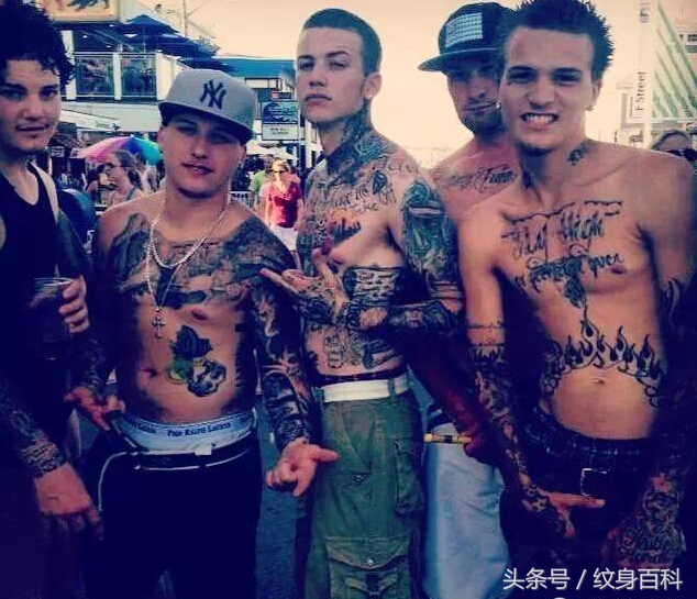 做一名纹身师需要具备什么条件,怎么样成为一枚合格纹身师