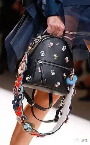 开学必备双肩包颜值高容量又大,马上就要开学了双肩包推荐