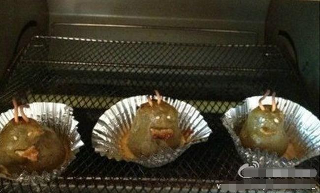 男子买错机票班次改签,男子误抢特价机票后退票