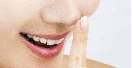 脂肪可以隆鼻么,脂肪隆鼻的最佳方法