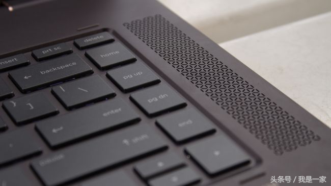 惠普Spectrex36015测评:确实很抢眼