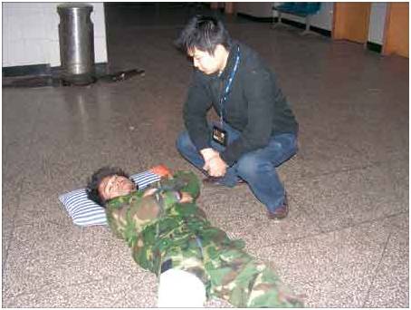 他把他杀过的人,都记在这本日记里