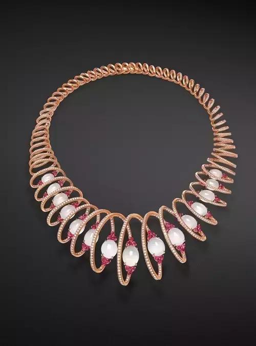 翡翠镶嵌是银的好还是18k金的好,k金镶嵌翡翠定制