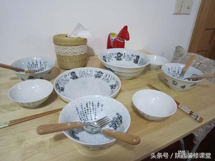 老破小小户型极简风改造,一间旧屋改造网红风格