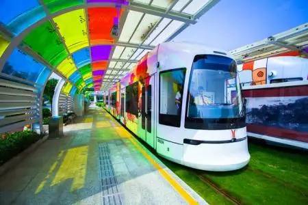 原来最甜蜜的事,是在广州寻找我们的LaLaLand