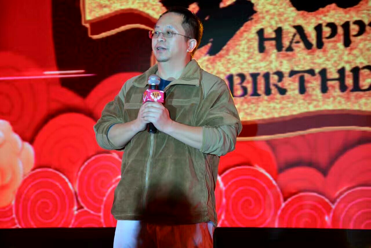 这位大佬过个生日雷军周鸿祎徐小平胡海泉统统到场祝贺