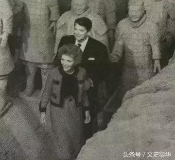 *小平邓**与里根在80年代初期的外交博弈