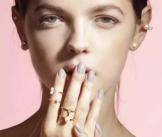 明星同款百元饰品,百元能买到什么化妆品