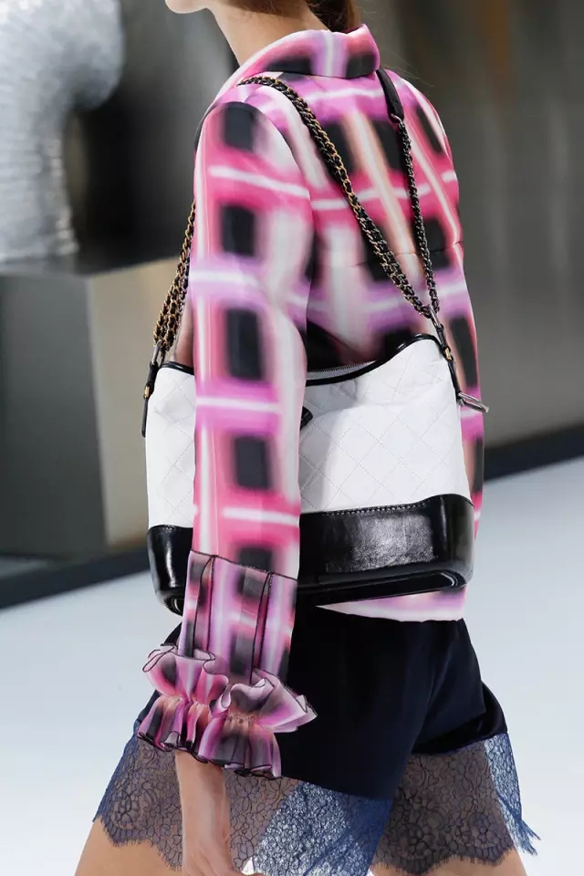 秋天高端大气上档次的包包,适合春夏的大牌包包