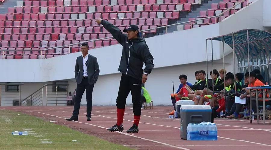 梅县铁汉冲甲成功视频,梅县贺岁杯足球