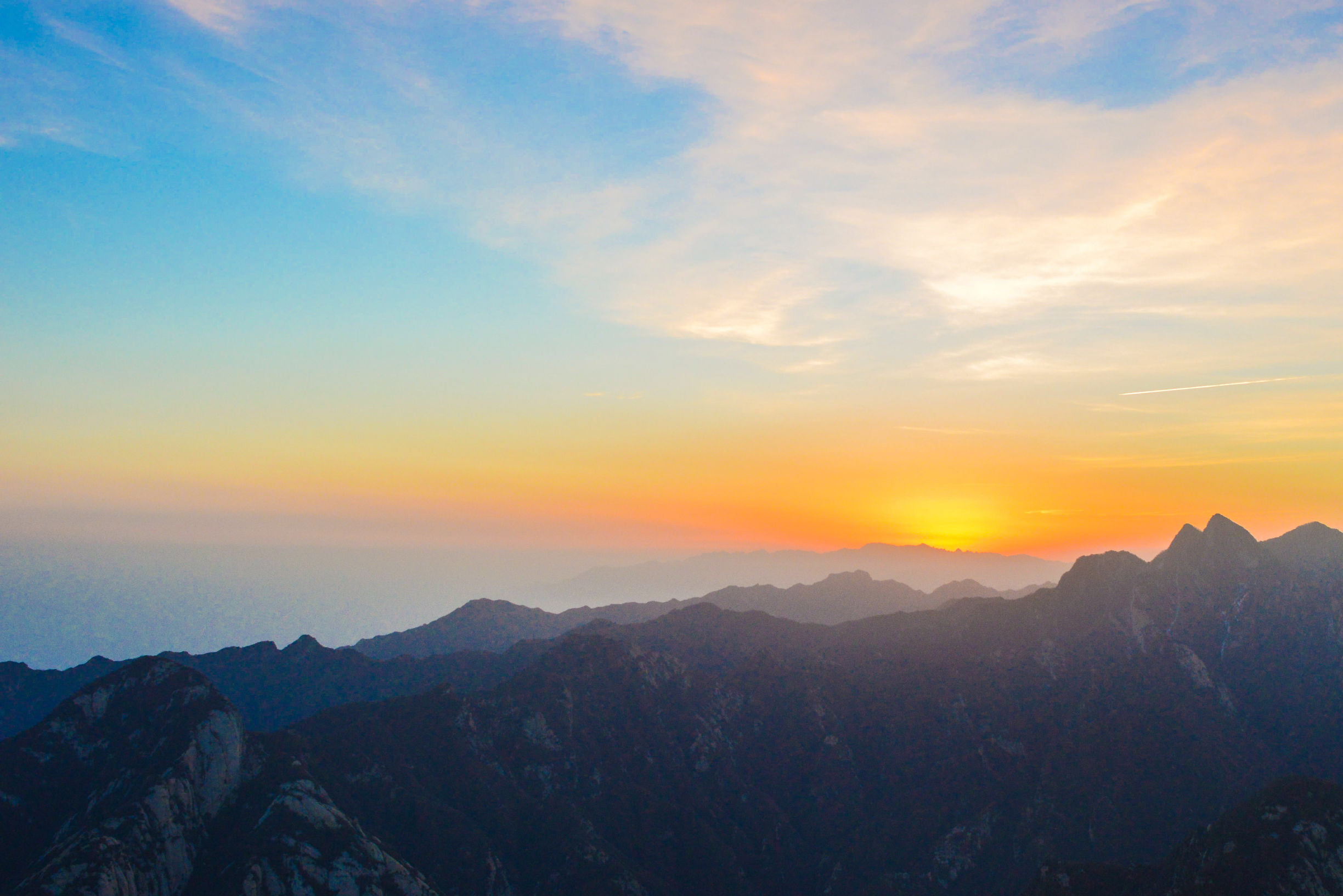 素人爬华山攻略,夜爬华山最实用攻略