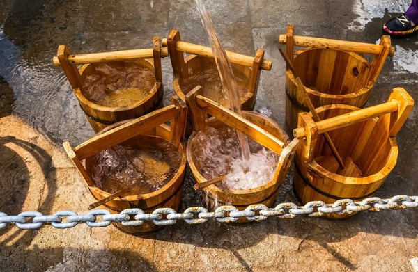 腾冲火山和热海哪个更值得去,去看腾冲火山