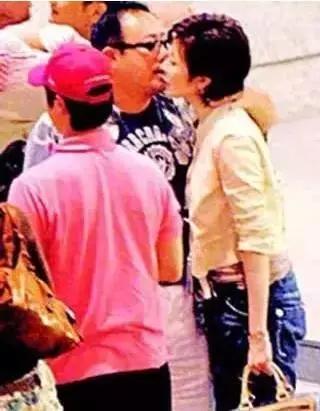 富商集邮、多次当小三称挡不住，这也许是娱乐圈最出格的女星