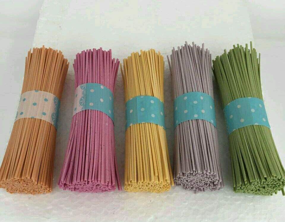 彩色面条用什么蔬菜,彩色蔬菜面条的做法
