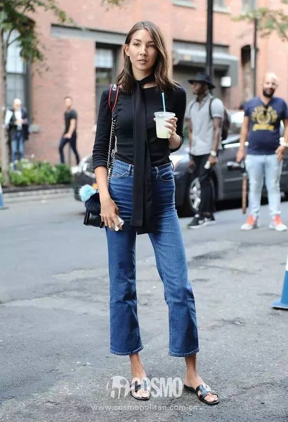 灰色衬衫连衣裙领带搭配,金小妹白衬衣搭配图片