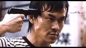 性无能,被劈腿,对着大海撸啊撸,廖凡因女友劈腿裸奔后开枪自杀