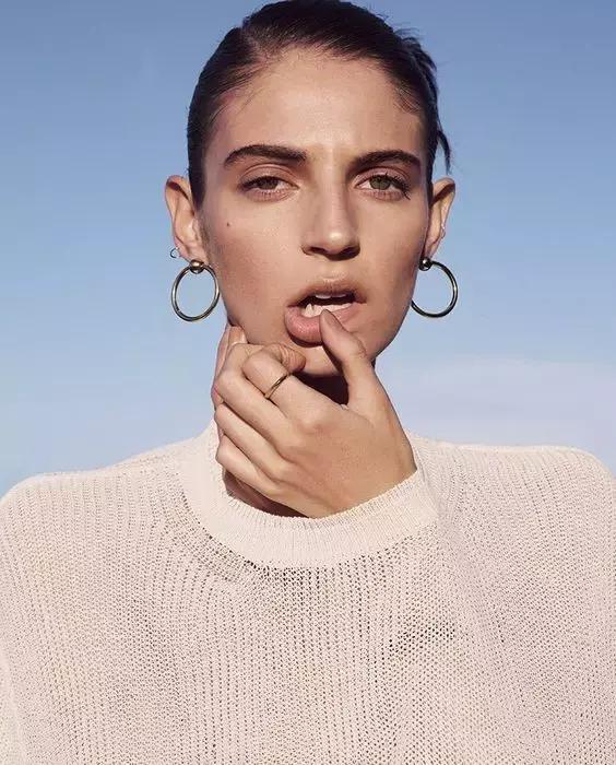 明星同款百元饰品,百元能买到什么化妆品