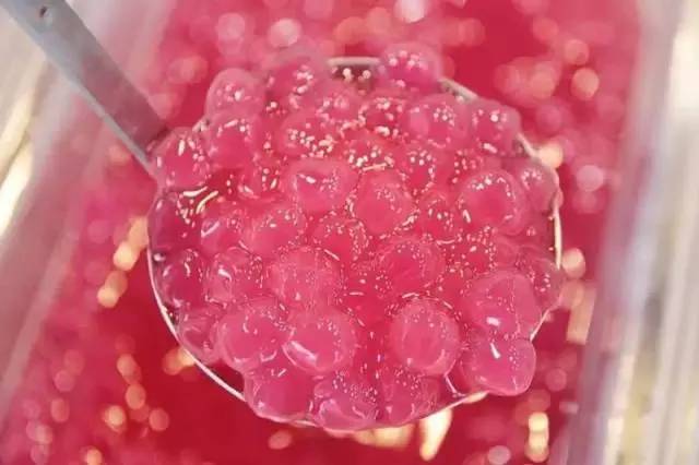 好端端的茶饮店偏要现做珍珠！结果试营业就排起了长队