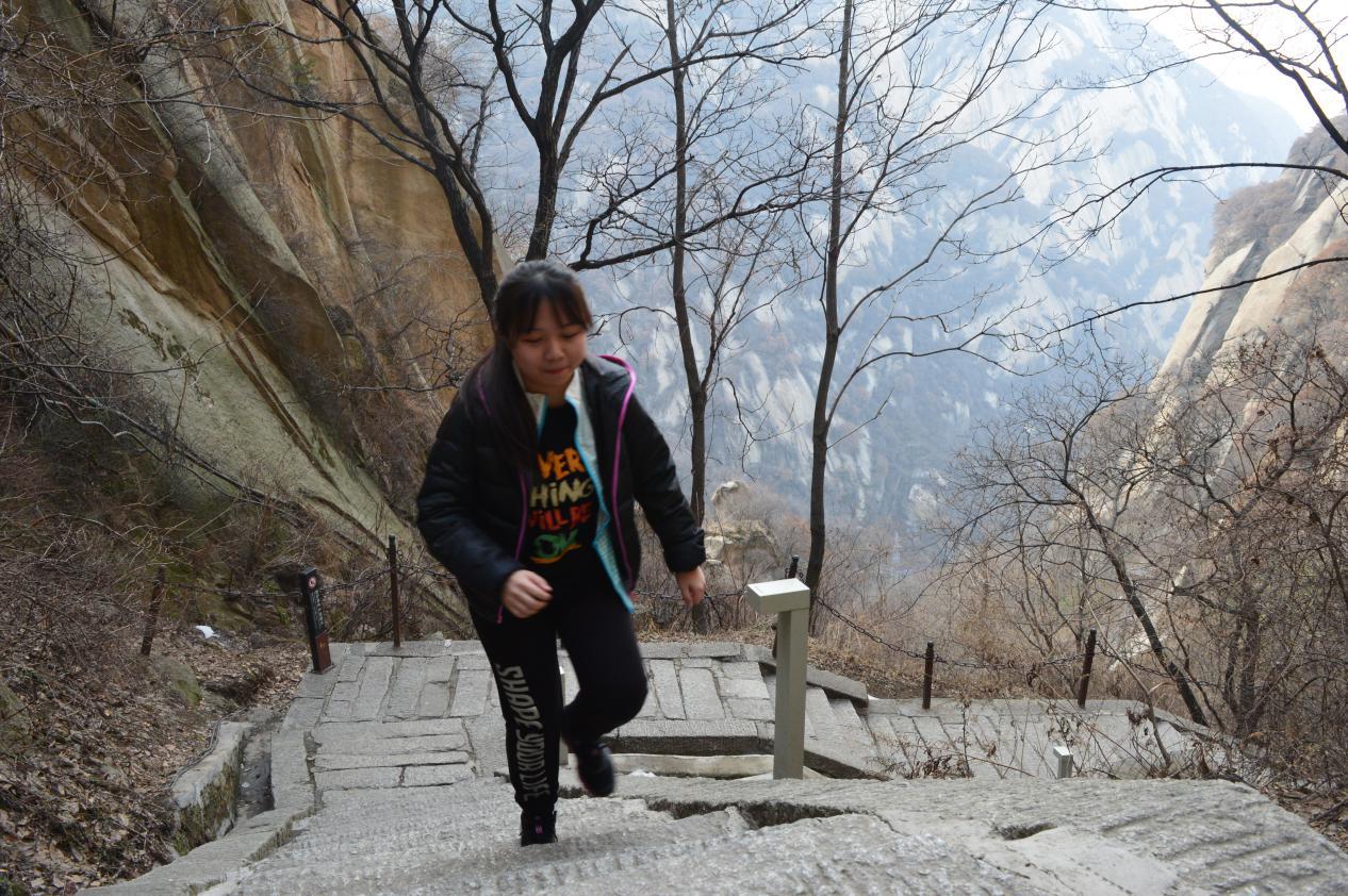 素人爬华山攻略,夜爬华山最实用攻略