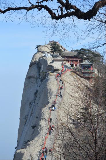 素人爬华山攻略,夜爬华山最实用攻略